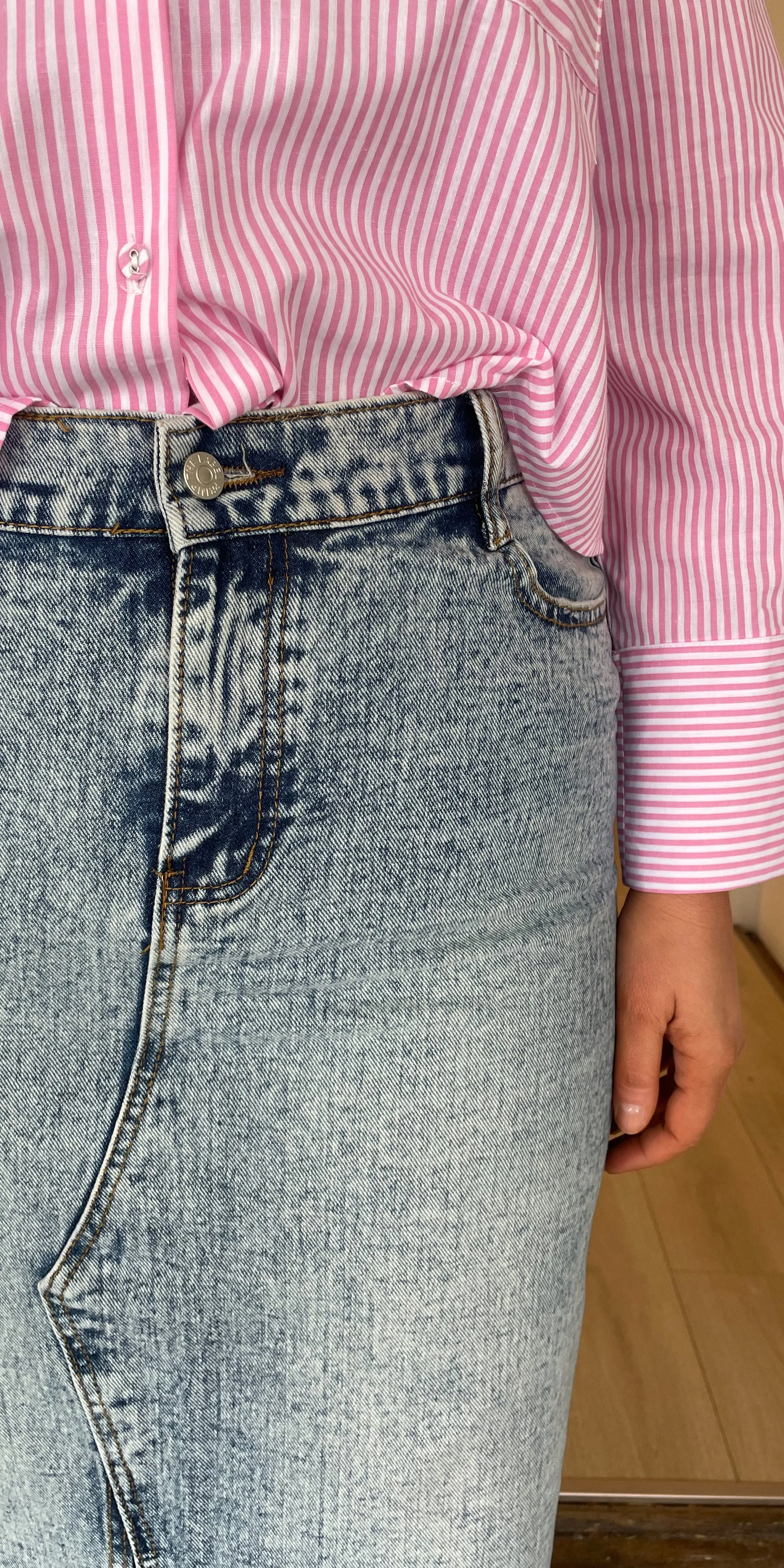 Henley denim skirt