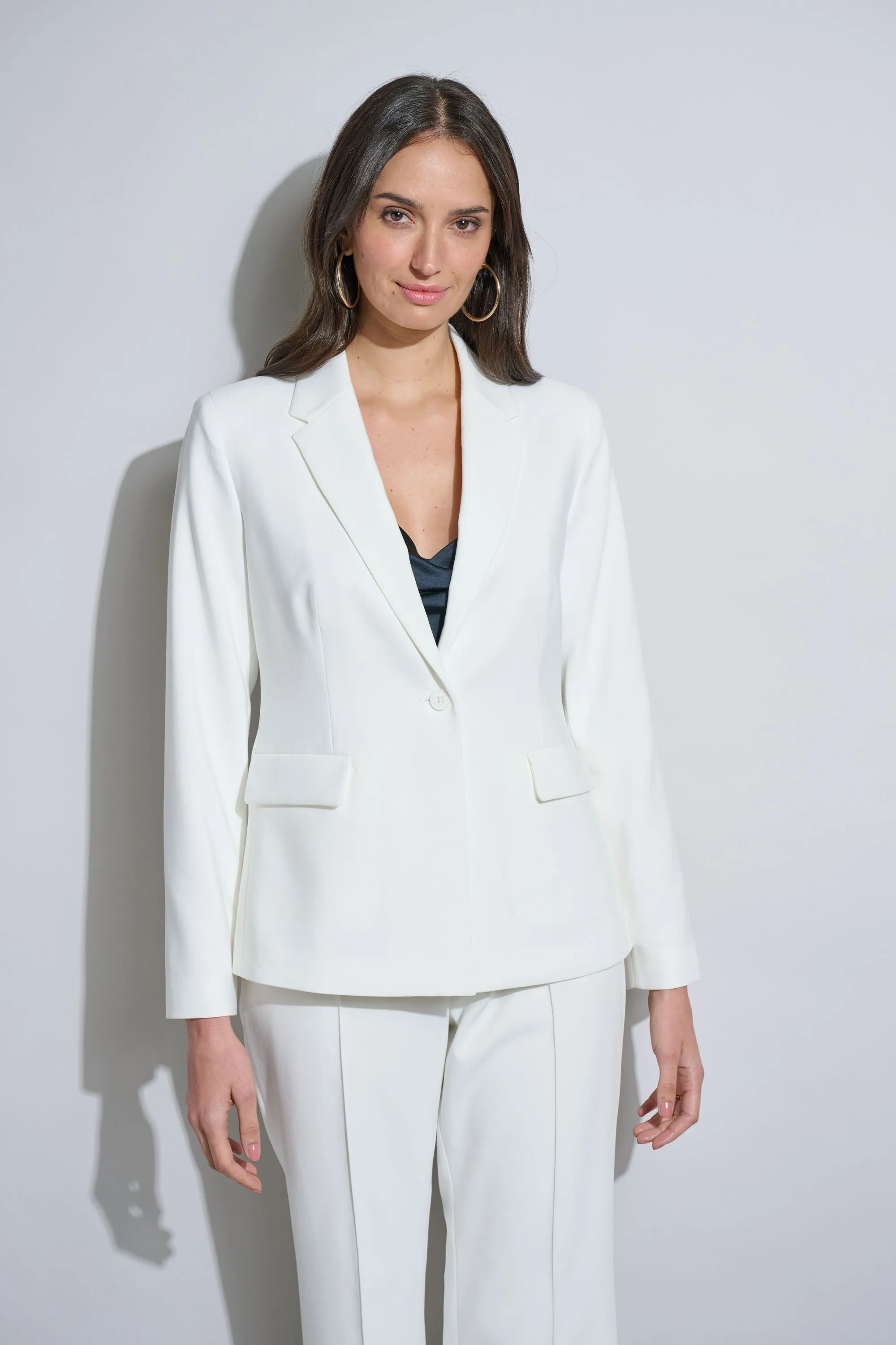 T-Tahari Single Button Blazer